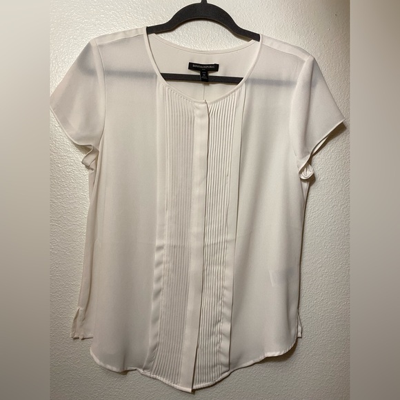 Banana Republic Tops - NWT Banana Republic Blouse